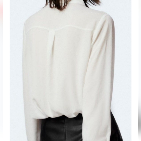 NWT Zara White Lace Top with Bow Tie Collar, Size M - Picture 2 of 9